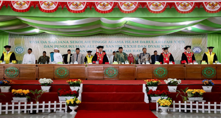 Wisuda Sarjana STAI Darularafah XXIX dan Pengukuhan Santri XXXII & Dyah XXV Tahun 2023