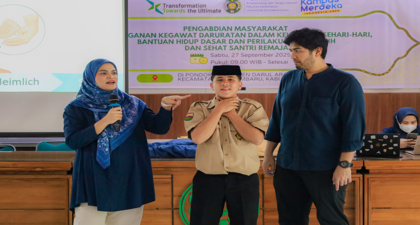 RATUSAN SANTRI IKUTI WORKSHOP BIMBINGAN BANTUAN HIDUP DASAR DAN PERILAKU HIDUP BERSIH BERSAMA FK USU