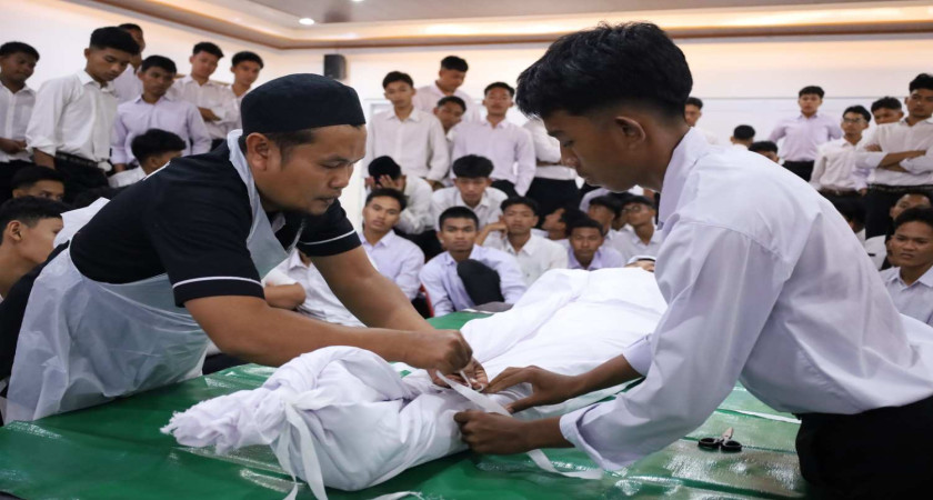 PEMBEKALAN SANTRI AKHIR BIMBINGAN PENGURUSAN JENAZAH
