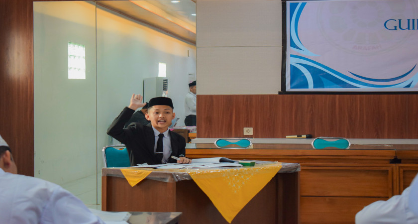 Amaliyyah At-Tadris Perdana Santri Akhir 2025