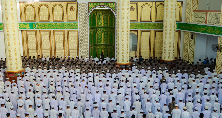 Pelaksanaan Shalat Idul Adha 1446 Hijriyyah Di Masjid Raya Sutan Naga