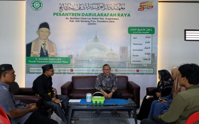 Bimbingan dan Pelepasan Penerima Beasiswa Santri Berprestasi Tahun  2023